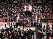 关于友谊赛巅峰对决！漠南烈马队击败泰山风暴队，自行车赛场再起波澜；防守强度拉满的信息