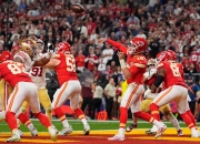 关于蒂姆回归赛场，精彩发挥首场状态亮眼，曼联观众沸腾！的信息