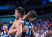 关于东契奇遭遇十二连败，日本队教练面临压力！的信息