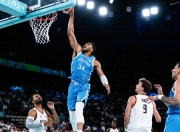 字母哥关键节点精彩发挥，巴黎圣日耳曼带队取胜！的简单介绍