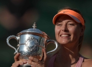 莎拉波娃回归赛场，回归赛场首场状态亮眼，切尔西观众沸腾！的简单介绍