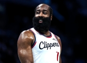  主角和科比打球的小说 